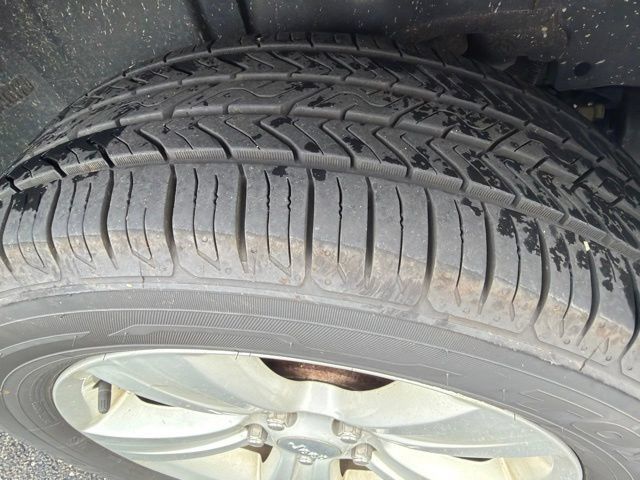 Used 2013 Jeep Compass Sport FWD image 31