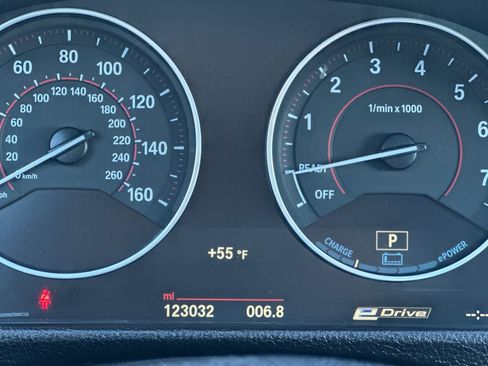 Used 2016 BMW 330e image 22