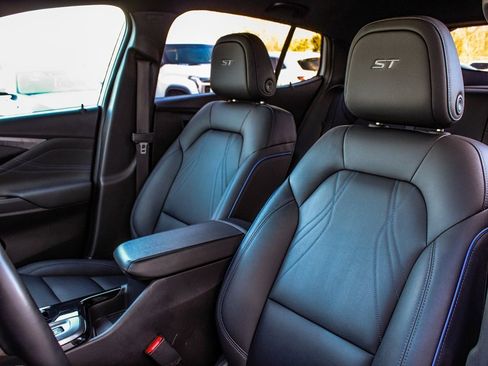 Used 2024 Buick Envista Sport Touring w/ Convenience I Package image 31