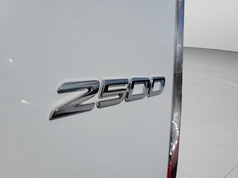 Used 2025 Mercedes-Benz Sprinter 2500 image 9