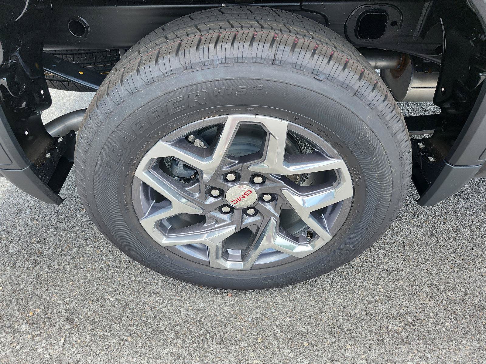 New 2026 GMC Sierra 1500 SLE AWD/4WD image 4
