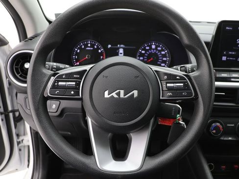 Used 2024 Kia Forte LXS image 17