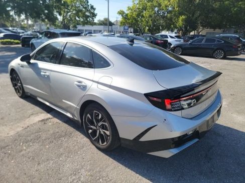 Used 2024 Hyundai Sonata SEL FWD image 3