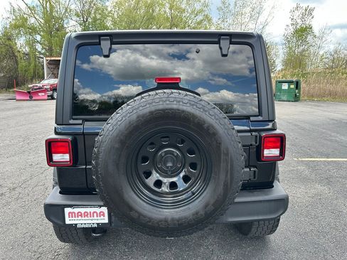 Certified 2022 Jeep Wrangler Unlimited Sport AWD/4WD image 15