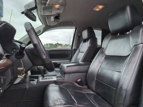 Used 2015 Toyota Tundra Limited w/ Limited Premium Package AWD/4WD image 9