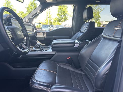 Used 2023 Ford F150 Platinum w/ FX4 Off-Road Package image 29