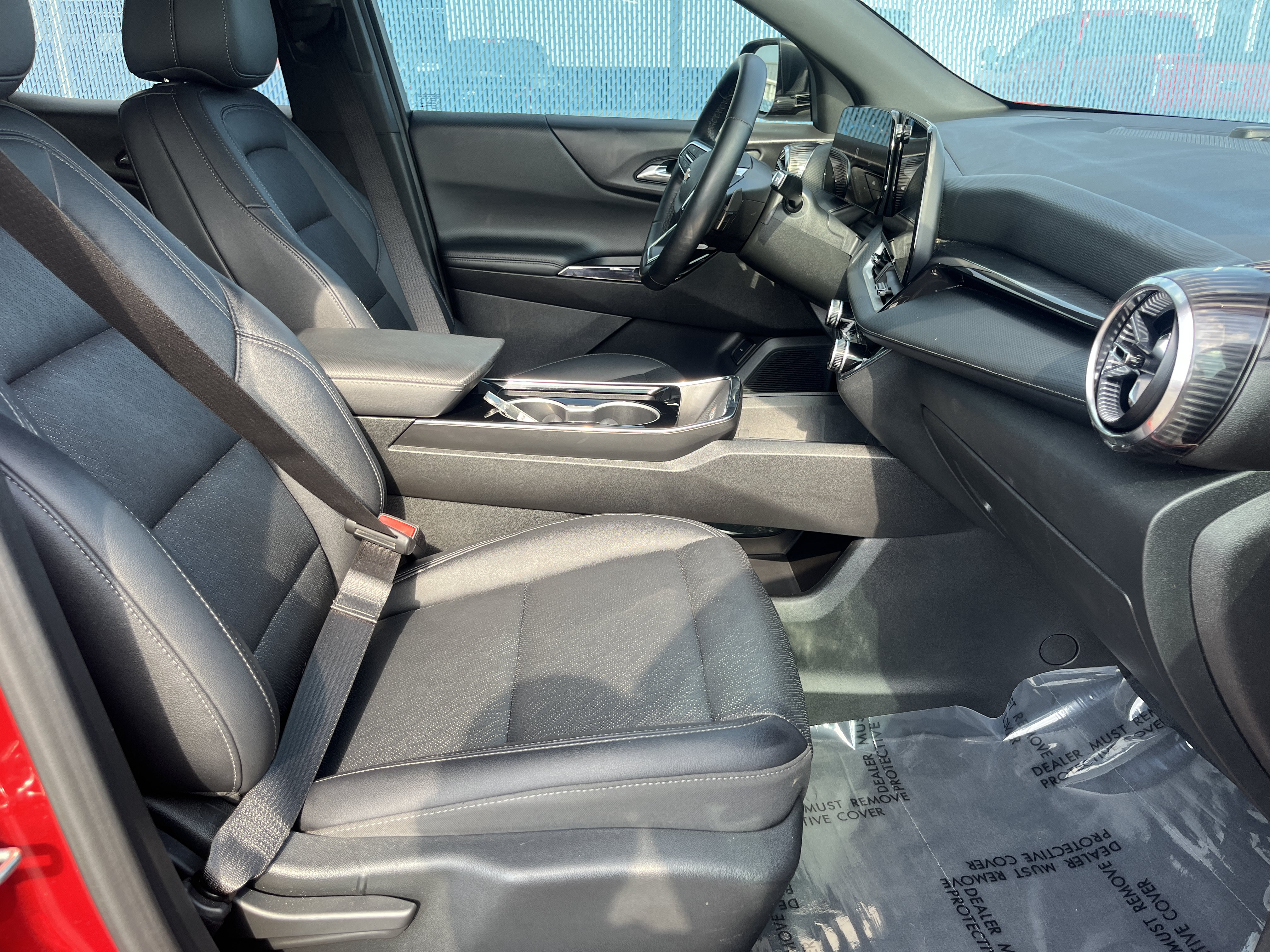 Used 2025 Chevrolet Equinox LT w/ Convenience Package II AWD/4WD image 16