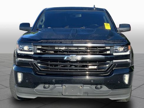 Used 2017 Chevrolet Silverado 1500 LTZ Z71 w/ LTZ Plus Package AWD/4WD image 4