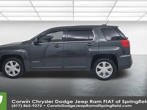 Used 2017 GMC Terrain SLE image 9
