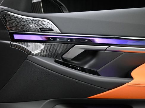 Used 2026 BMW M5 w/ Carbon Package image 55