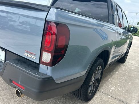 Certified 2023 Honda Ridgeline Sport image 8