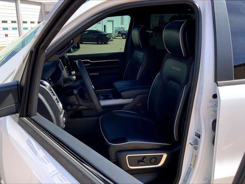 Used 2025 RAM 1500 Laramie w/ Laramie Southwest Edition image 7