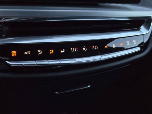 Certified 2024 Cadillac Lyriq Luxury w/ Nappa Leather Package image 21