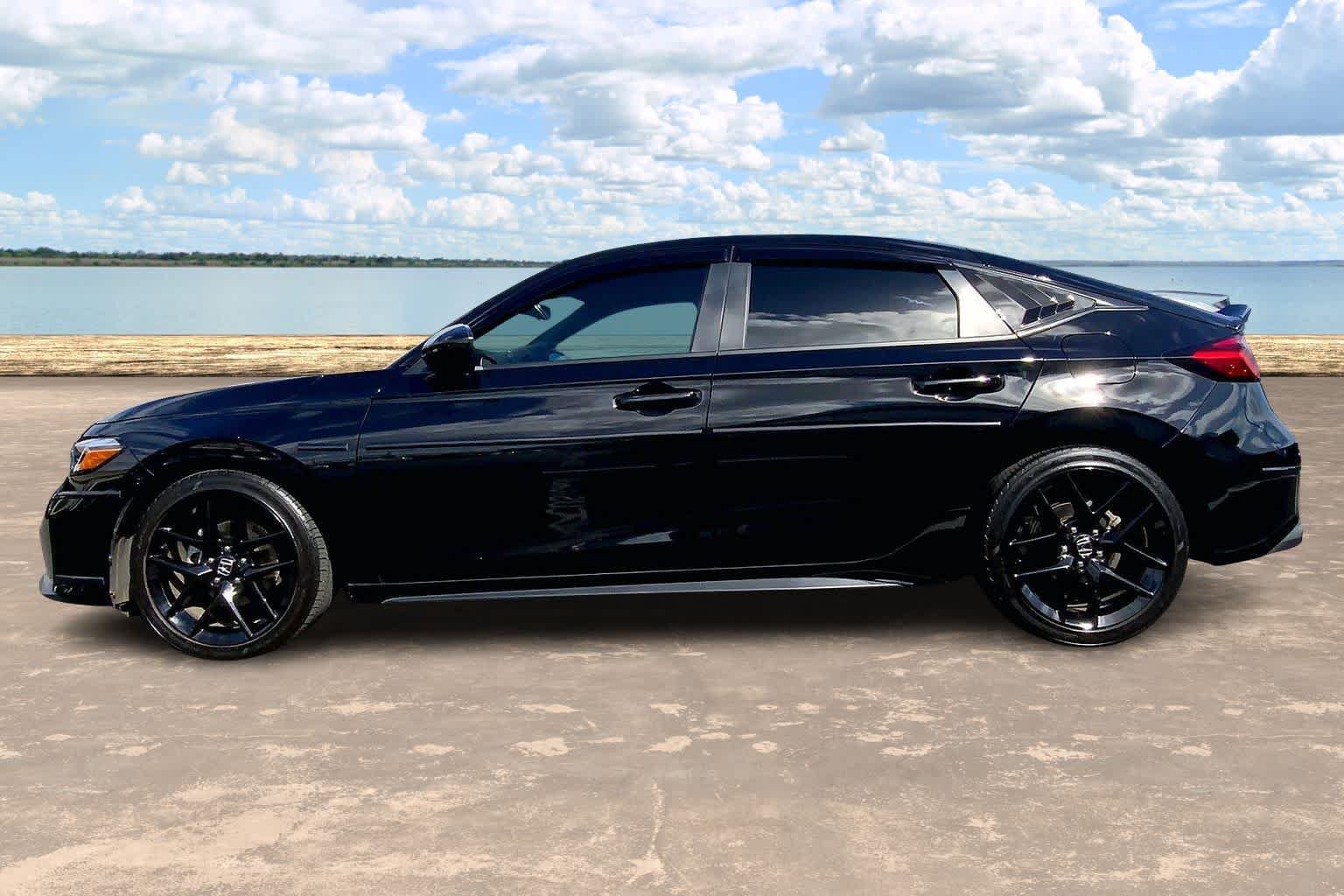 Used 2025 Honda Civic Sport image 3