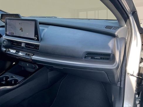 Used 2023 Toyota Prius XLE image 26