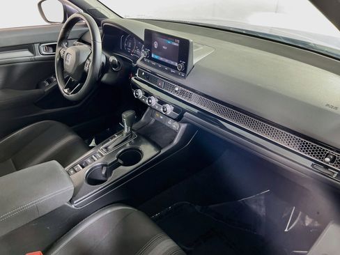 Used 2023 Honda Civic Sport image 26