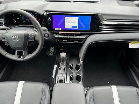 New 2026 Toyota Camry SE FWD image 15