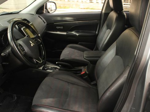 Used 2022 Mitsubishi Outlander Sport SE FWD image 14