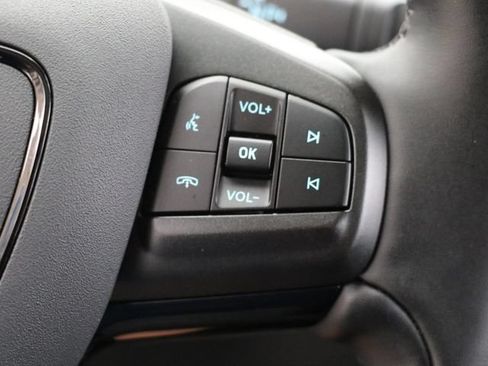 Used 2025 Ford Mustang Mach-E Premium AWD/4WD image 29