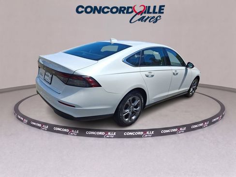 Used 2023 Honda Accord EX image 6