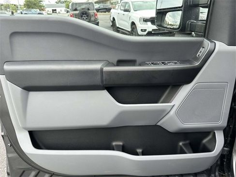 New 2026 Ford F350 XL w/ FX4 Off-Road Package image 15