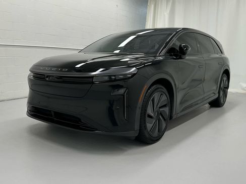 Used 2026 Lucid Gravity Grand Touring AWD/4WD image 4