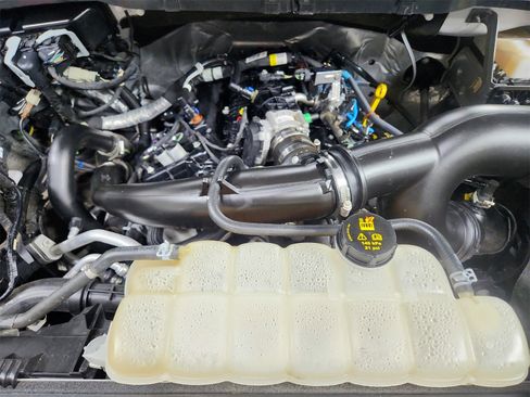 Used 2022 Ford F150 XLT w/ Equipment Group 302A High image 17