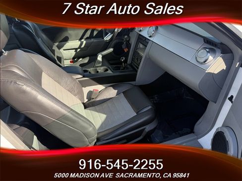 Used 2008 Ford Mustang GT image 11