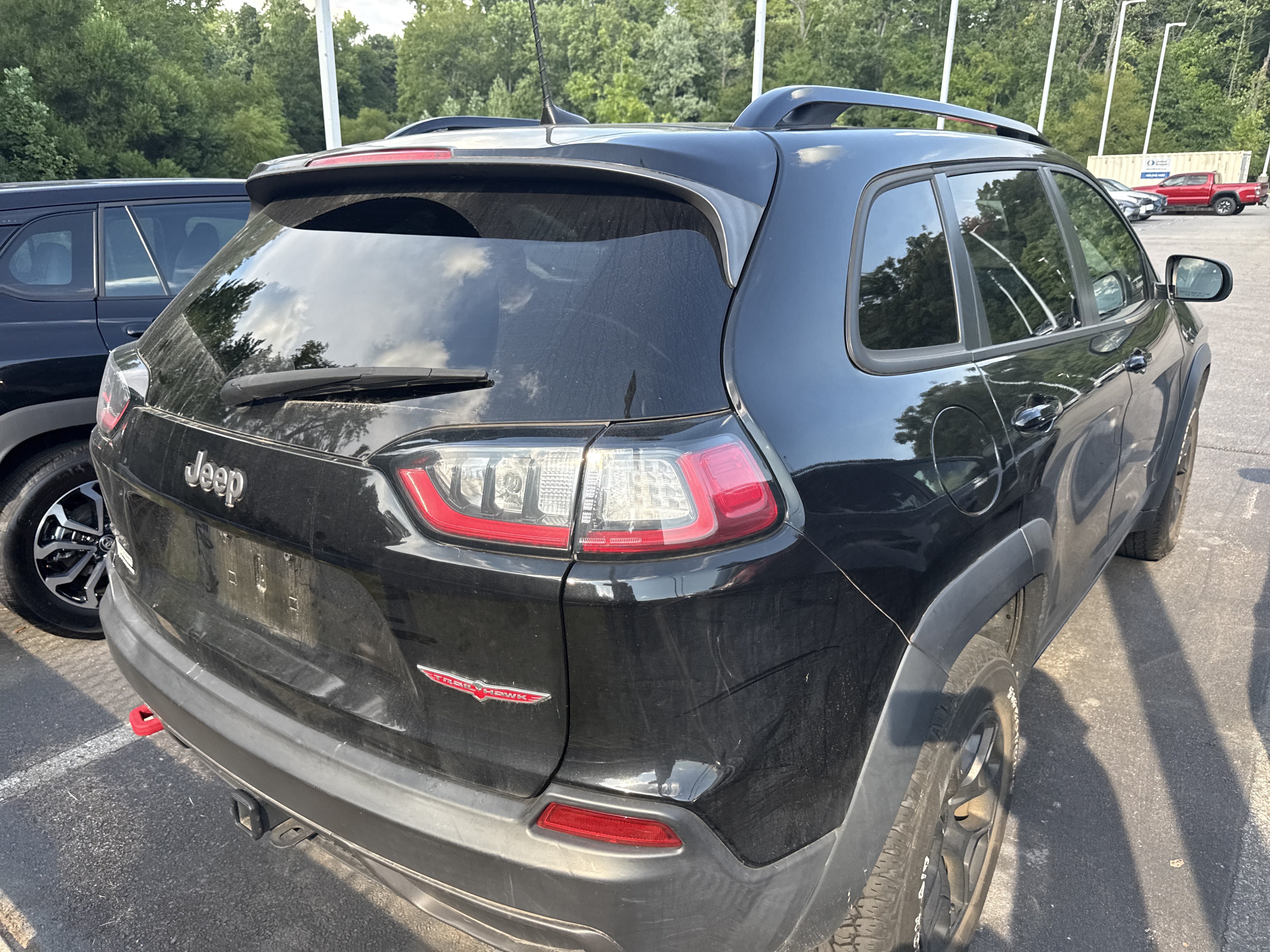 Used 2022 Jeep Cherokee Trailhawk w/ Premium Leather Package AWD/4WD image 41