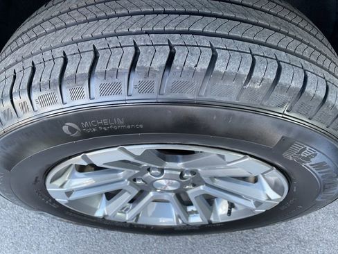 Used 2026 GMC Terrain Elevation image 29