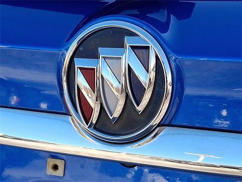 Used 2018 Buick Encore Preferred image 29