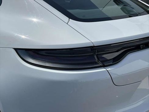 Used 2023 Porsche Panamera 4 Platinum Edition image 11