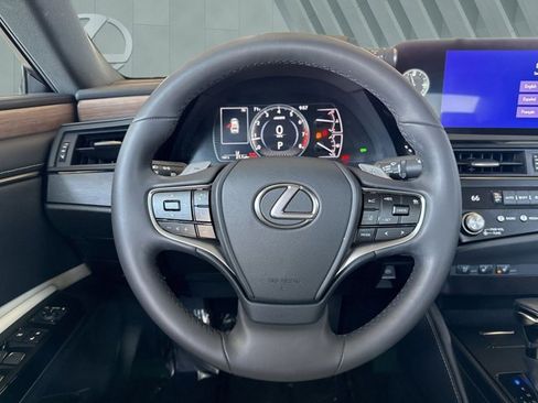 Certified 2023 Lexus ES 350 w/ Premium Package image 13