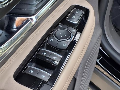 Certified 2022 Lincoln Corsair AWD w/ Premium Package image 14