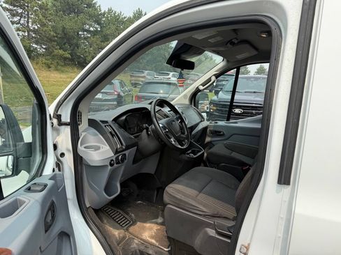 Used 2017 Ford Transit 350 XLT RWD image 9