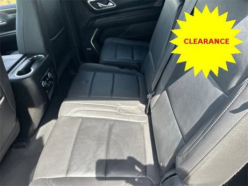 Used 2023 Chevrolet Suburban LT image 20