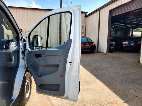 Used 2015 Ford Transit 150 130 Low Roof RWD image 16