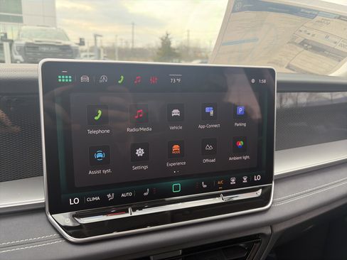New 2026 Volkswagen Tiguan SE AWD/4WD image 31