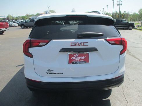 Used 2020 GMC Terrain SLE w/ Driver Convenience Package image 6