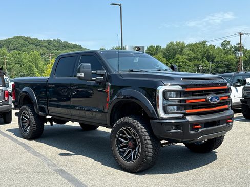 Used 2024 Ford F250 Lariat w/ Lariat Ultimate Package AWD/4WD image 1
