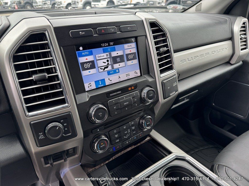 Used 2017 Ford F250 Lariat w/ Lariat Value Package AWD/4WD image 16