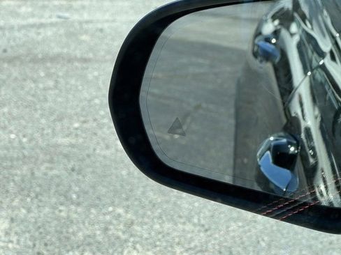 Used 2024 Mercedes-Benz GLB 250 image 15