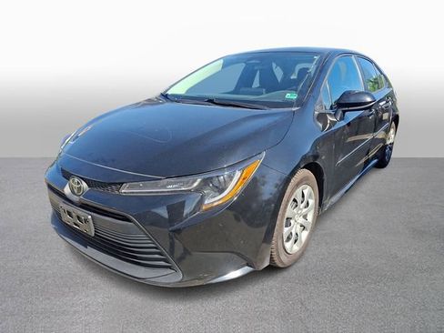 Used 2023 Toyota Corolla LE FWD image 1