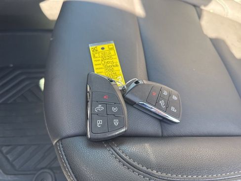 Used 2025 Chevrolet Silverado 1500 LT Trail Boss w/ Convenience Package II image 39