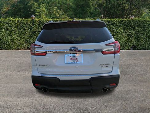 Used 2024 Subaru Ascent Limited w/ Technology Package image 6