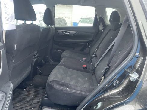 Used 2014 Nissan Rogue SV image 9