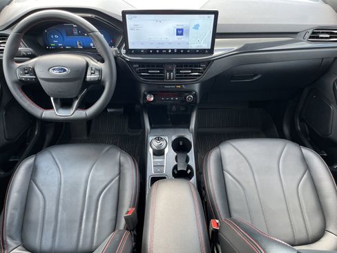 Certified 2025 Ford Escape ST-Line Elite w/ Premium Technology Package AWD/4WD image 2