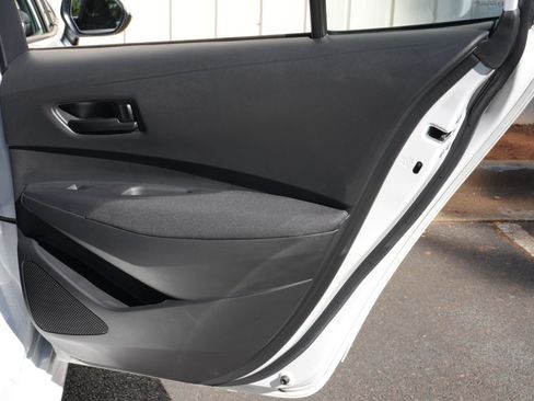 Used 2023 Toyota Corolla LE w/ Carpet Mat Package (TMS) FWD image 38