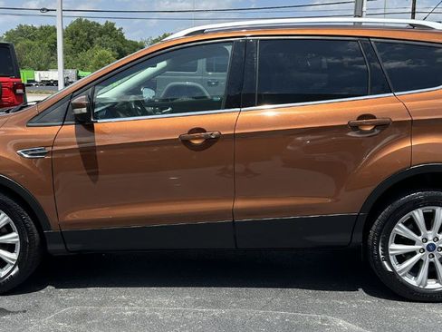 Used 2017 Ford Escape Titanium FWD image 10