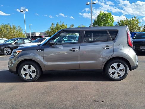 Used 2014 Kia Soul FWD image 6